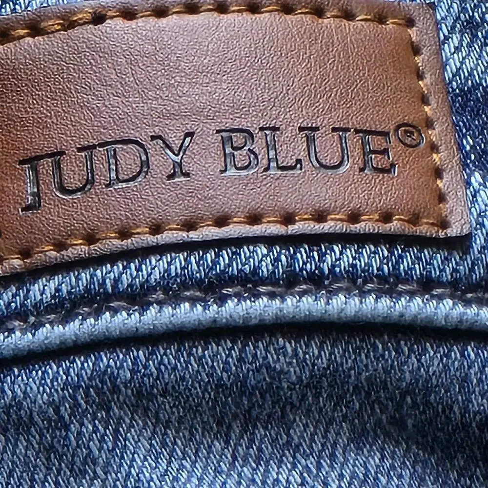Judy Blue Women's Button Fly Skinny Fit Distressed Raw Hem Jeans, Size 13